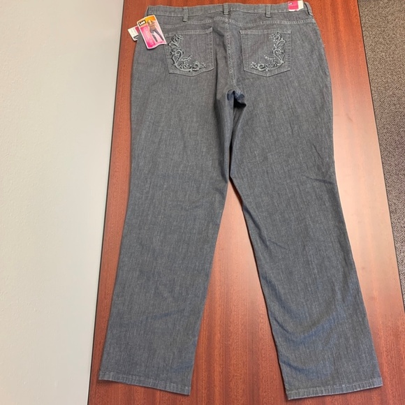 Lee Classic Fit - Picture 5 of 8